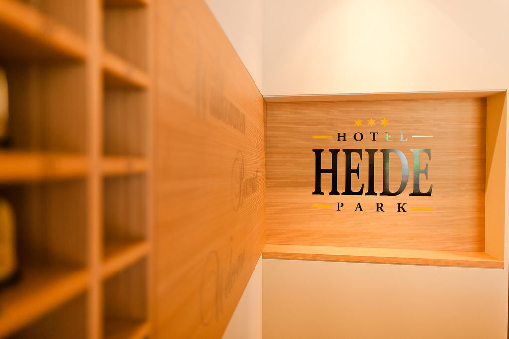 Hotel Heide Park Ora / Auer Eksteriør billede
